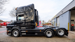 20260201-Tom-Holding-00073